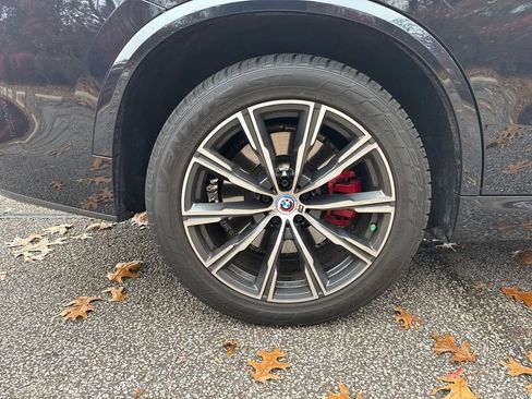 Used 2023 BMW X5 M50i image 25