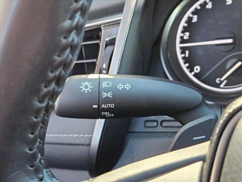 Used 2023 Toyota Camry SE image 15