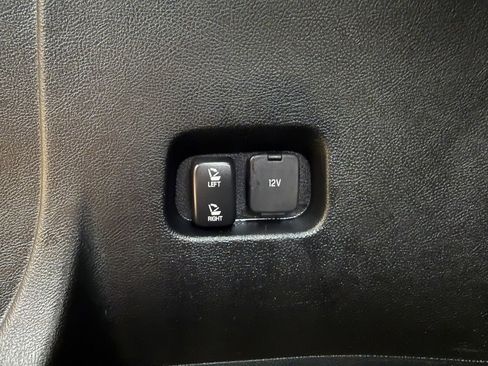 Used 2022 Ford Edge SEL image 38