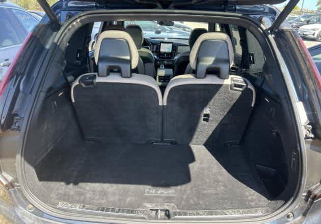 Used 2025 Volvo XC90 T8 Ultra AWD/4WD image 6
