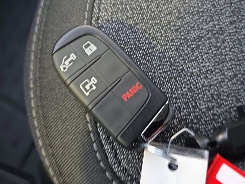 New 2026 RAM ProMaster 2500 w/ Convenience Group image 35