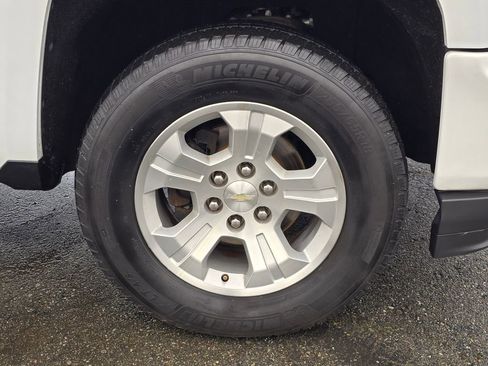 Used 2017 Chevrolet Silverado 1500 LT w/ All Star Edition image 9