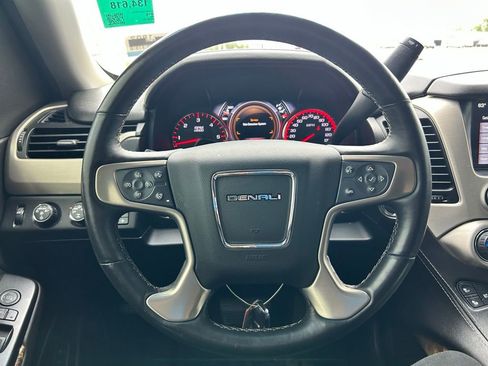 Used 2016 GMC Yukon XL Denali w/ Open Road Package AWD/4WD image 23