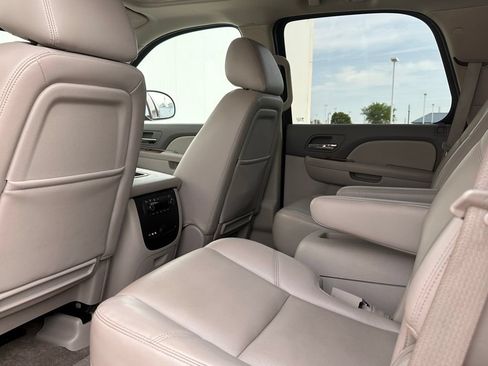 Used 2013 Chevrolet Tahoe LTZ AWD/4WD image 15