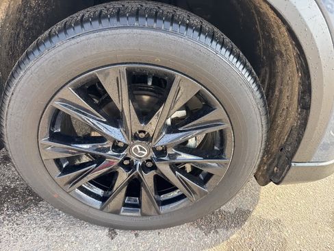 Used 2023 MAZDA CX-5 Carbon Edition image 12