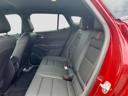 Used 2024 Chevrolet Trax RS FWD image 23