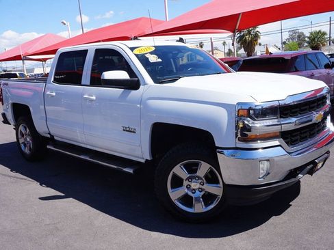 Used 2018 Chevrolet Silverado 1500 LT w/ Texas Edition image 2
