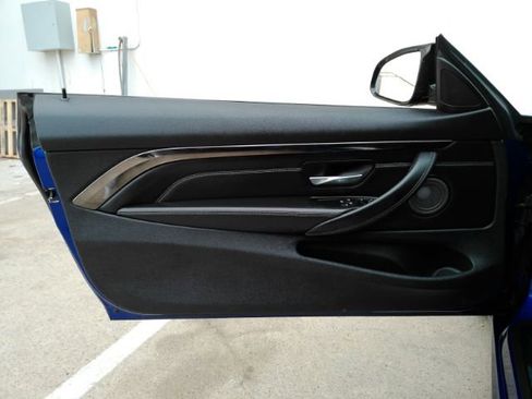 Used 2019 BMW M4 CS w/ Executive Package image 11