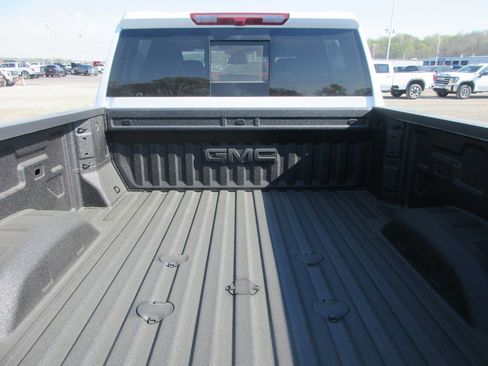 New 2026 GMC Sierra 2500 SLT w/ SLT Premium Package image 7