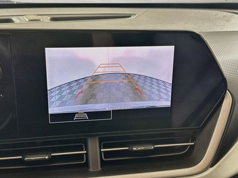 Used 2025 Chevrolet Trax LS FWD image 22
