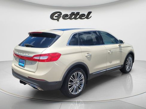 Used 2018 Lincoln MKX Reserve w/ Driver Assistance Package AWD/4WD image 5