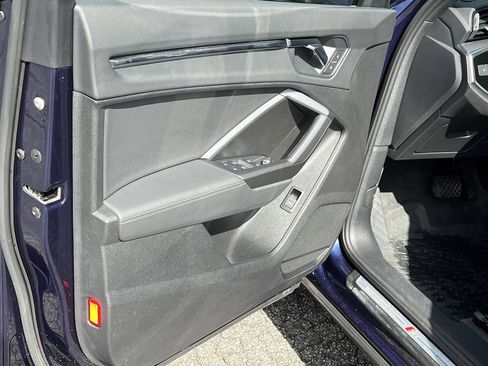 Used 2021 Audi Q3 2.0T Premium w/ Convenience Package image 8