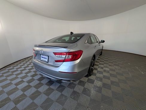Used 2022 Honda Accord Sport image 3