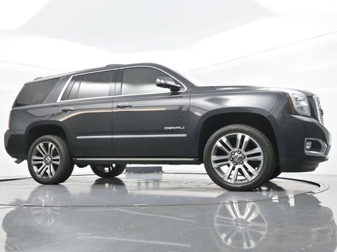 Used 2020 GMC Yukon Denali w/ Denali Ultimate Package AWD/4WD image 54