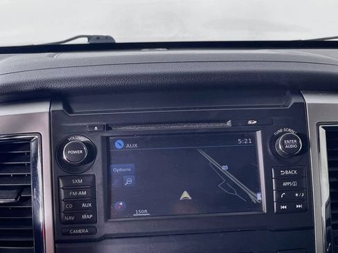 Used 2018 Nissan Titan SV w/ SV Convenience Package AWD/4WD image 14