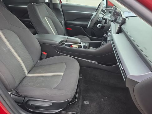 Certified 2024 Hyundai Sonata SEL FWD image 33