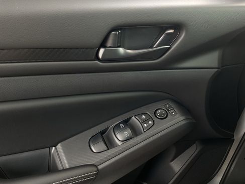 New 2026 Nissan Altima 2.5 SV FWD image 17
