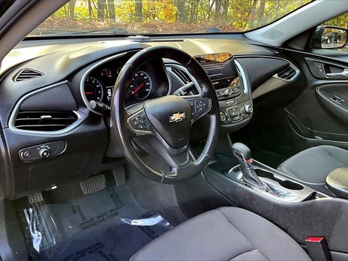 Used 2021 Chevrolet Malibu RS w/ LPO, Floor Liner Package image 15