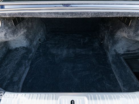 Used 2020 Rolls-Royce Wraith image 32