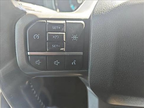 Used 2021 Ford F150 Lariat w/ Max Trailer Tow Package image 23