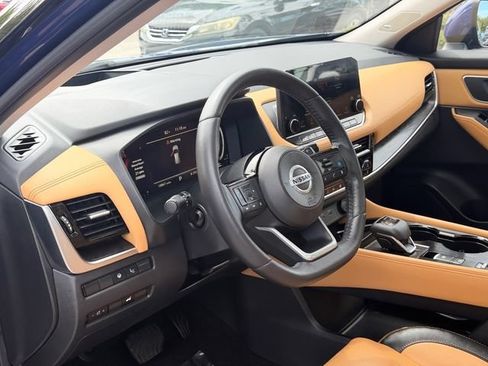 Used 2021 Nissan Rogue Platinum FWD image 13