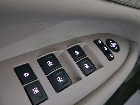 Used 2020 Cadillac Escalade Luxury w/ LPO, Radiant Package image 44