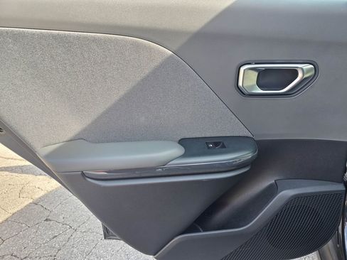 Used 2025 Kia K4 EX FWD image 12