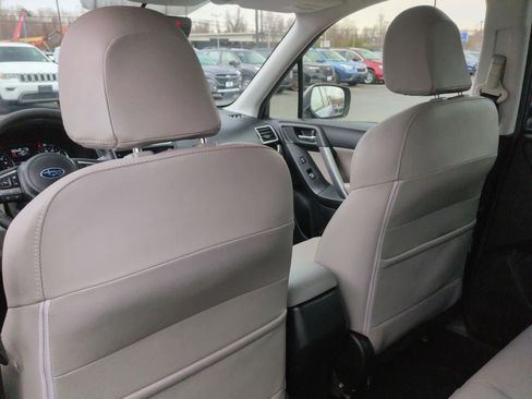 Used 2017 Subaru Forester 2.5i Limited image 19