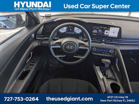 Certified 2024 Hyundai Elantra SEL FWD image 16