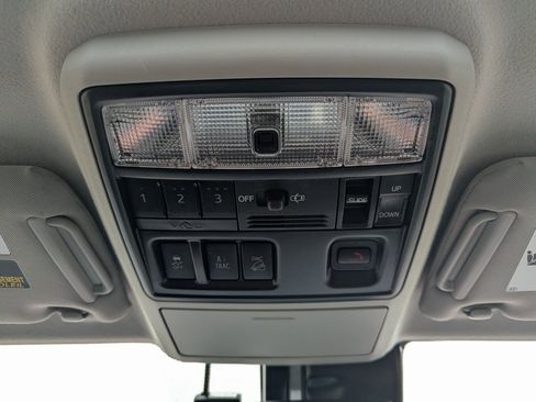 Used 2023 Toyota 4Runner Limited image 24