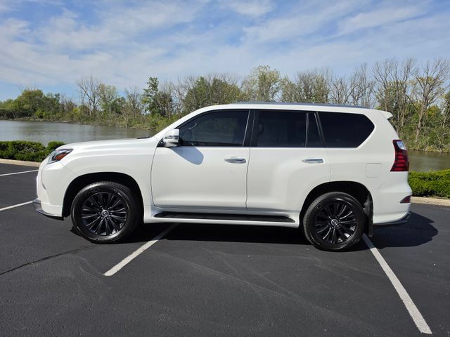 Used 2022 Lexus GX 460 Premium w/ Accessory Package AWD/4WD image 11
