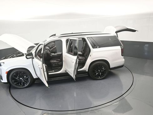 Used 2021 Cadillac Escalade Sport Platinum w/ LPO, ONYX Package AWD/4WD image 83