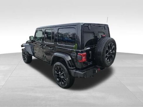 Used 2025 Jeep Wrangler Unlimited Rubicon 4xe w/ Safety Group image 14