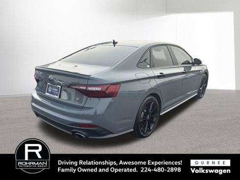 Used 2024 Volkswagen Jetta GLI 40th Anniversary Edition FWD image 8