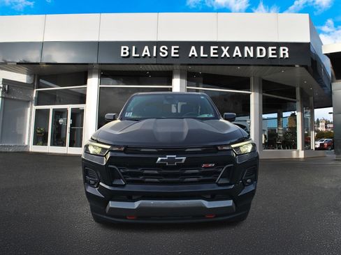 Used 2024 Chevrolet Colorado Z71 w/ Z71 Convenience Package 2 AWD/4WD image 10