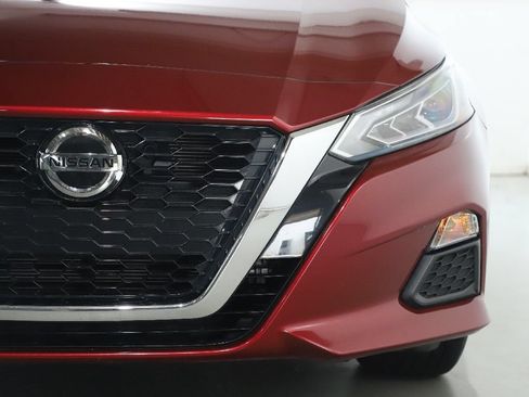 Used 2022 Nissan Altima 2.5 SV AWD/4WD image 8