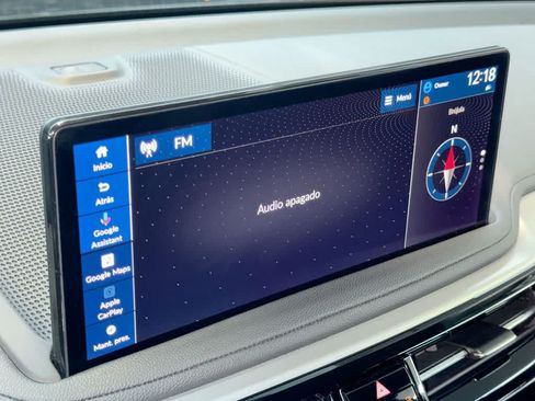 Used 2025 Acura MDX FWD image 17