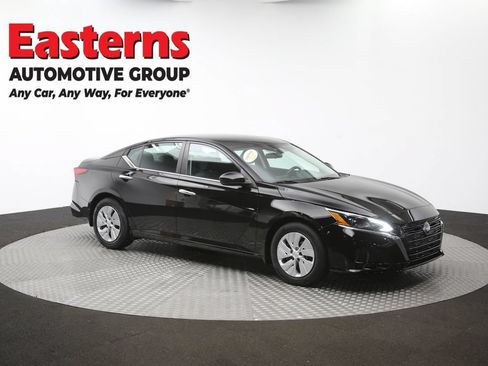 Used 2023 Nissan Altima 2.5 S FWD image 47