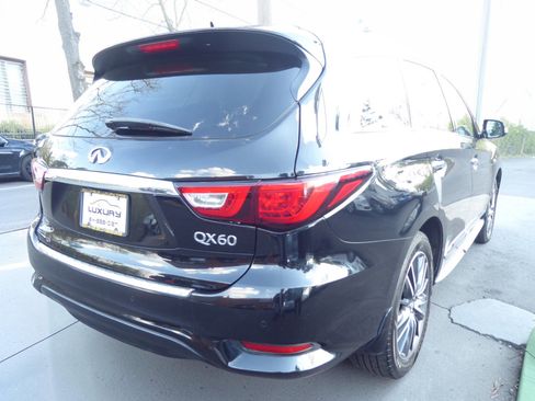 Used 2018 INFINITI QX60 Luxe w/ Premium Plus Package image 10