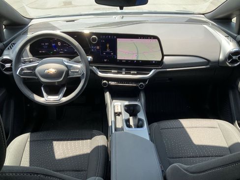 Used 2025 Chevrolet Equinox EV LT w/ LPO, All-Weather Mat Package FWD image 44