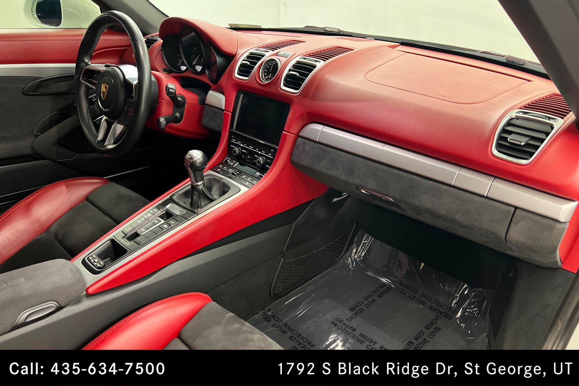 Used 2016 Porsche Boxster Spyder RWD image 15