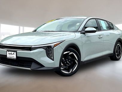Certified 2025 Kia K4 EX