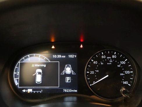 Used 2023 Nissan Kicks SV FWD image 4