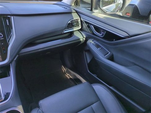 Used 2023 Subaru Outback Limited image 20