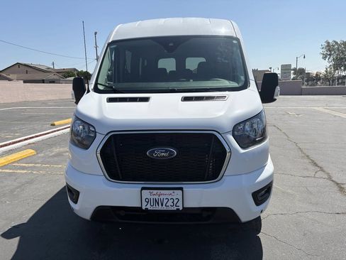 Used 2025 Ford Transit 350 XLT RWD image 5