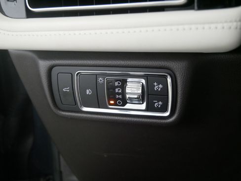 Used 2020 Lincoln Aviator Black Label w/ Dynamic Handling Package image 26