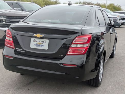 Used 2019 Chevrolet Sonic LT image 3