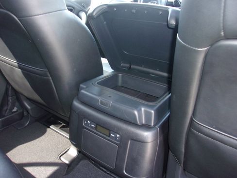 Used 2023 Nissan Armada SL w/ Midnight Edition Package image 30