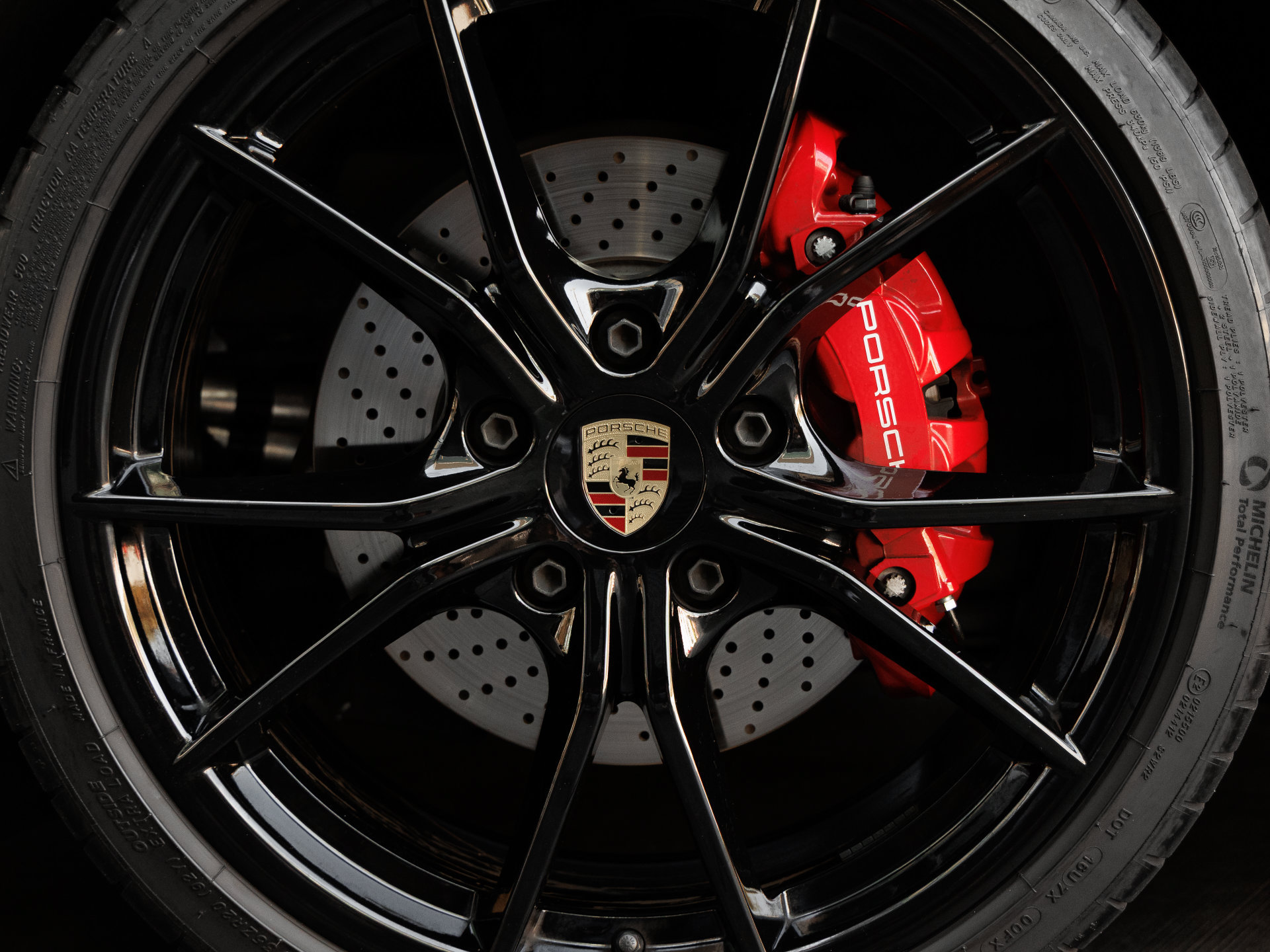 Certified 2025 Porsche 718 Boxster S RWD image 13