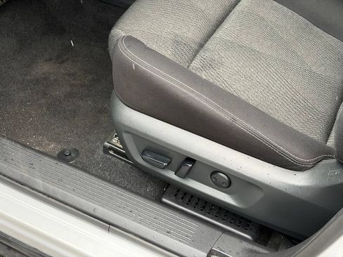 Certified 2024 Nissan Rogue SV FWD image 13